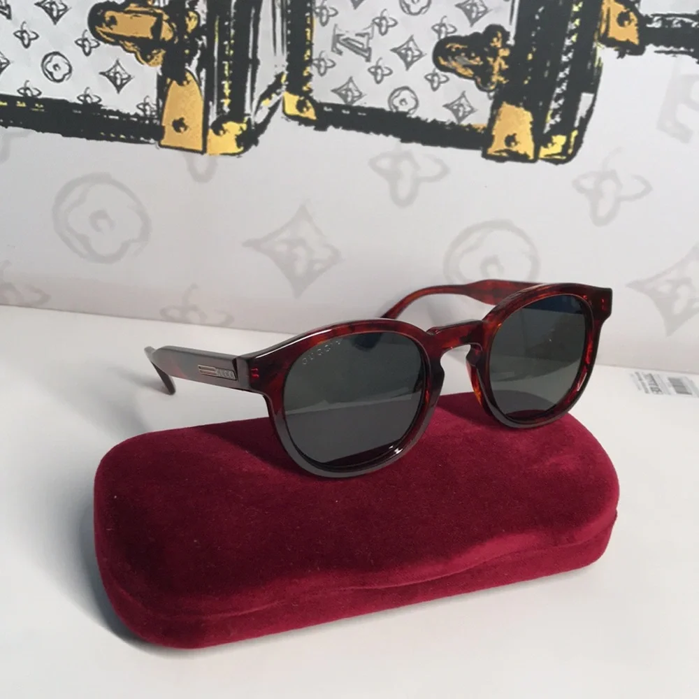 New Authentic Gucci Brown Sunglasses GG0825S 005